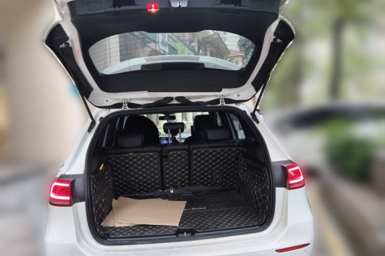Used Mercedes-Benz B-Class 2020 B 200 Sport Edition Trunk
