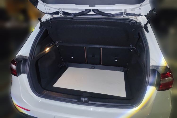 Used Mercedes-Benz B-Class 2020 B 180 Trunk