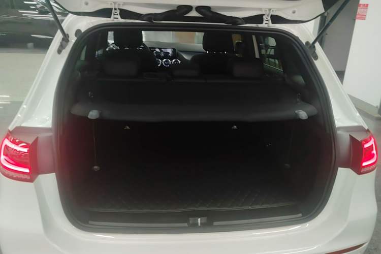 Used Mercedes-Benz B-Class 2020 B 200 Fashion Model Trunk