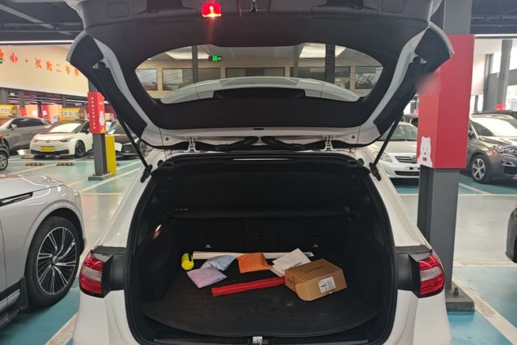 Used Mercedes-Benz B-Class 2020 B 180 Trunk