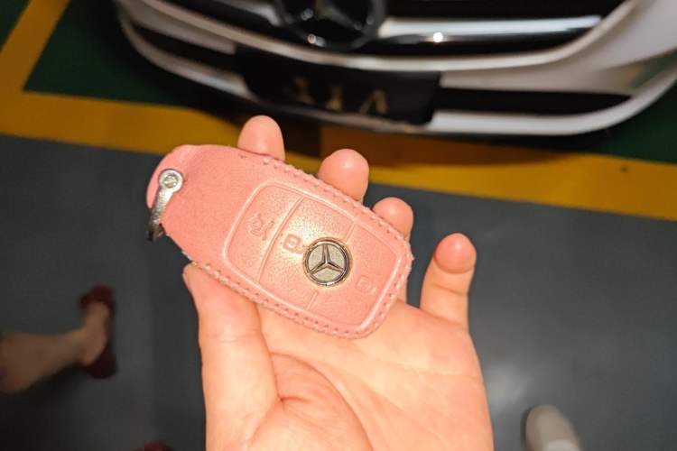 Used Mercedes-Benz B-Class 2020 B 200 Sport Edition Vehicle Key