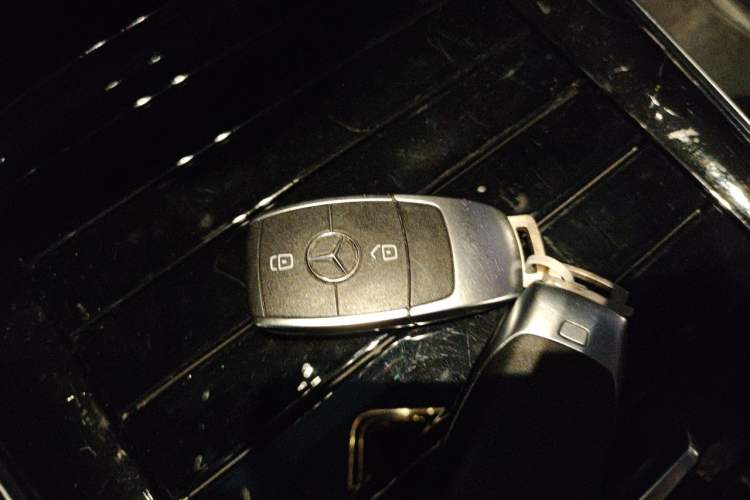 Used Mercedes-Benz B-Class 2020 B 200 Sport Edition Vehicle Key