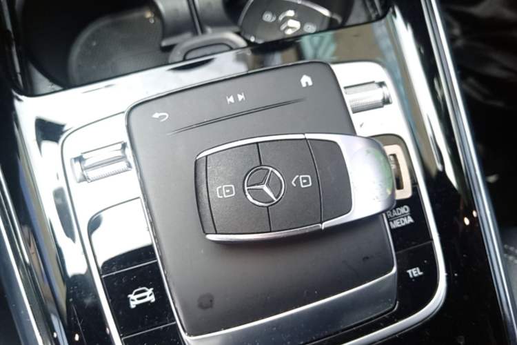Used Mercedes-Benz B-Class 2020 B 180 Vehicle Key