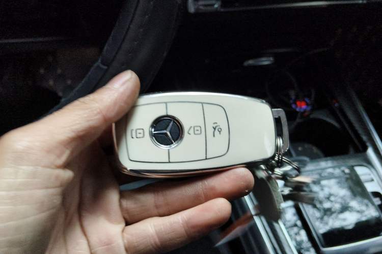 Used Mercedes-Benz B-Class 2020 B 200 Sport Edition Vehicle Key