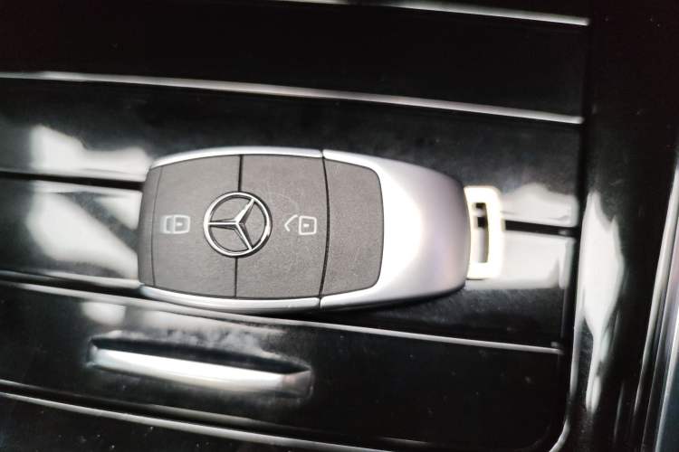 Used Mercedes-Benz B-Class 2020 B 200 Sport Edition Vehicle Key