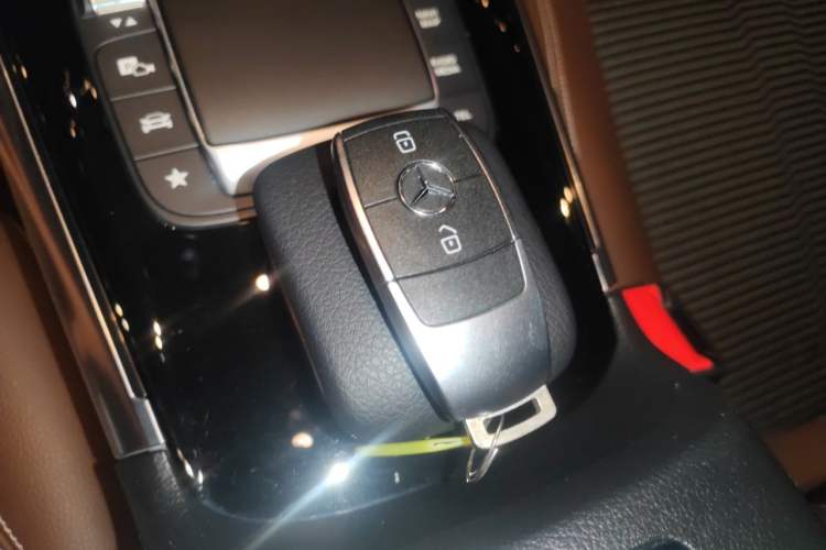Used Mercedes-Benz B-Class 2020 B 180 Vehicle Key