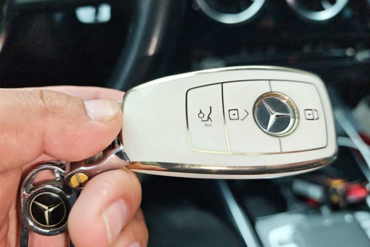 Used Mercedes-Benz B-Class 2020 B 200 Sport Edition Vehicle Key