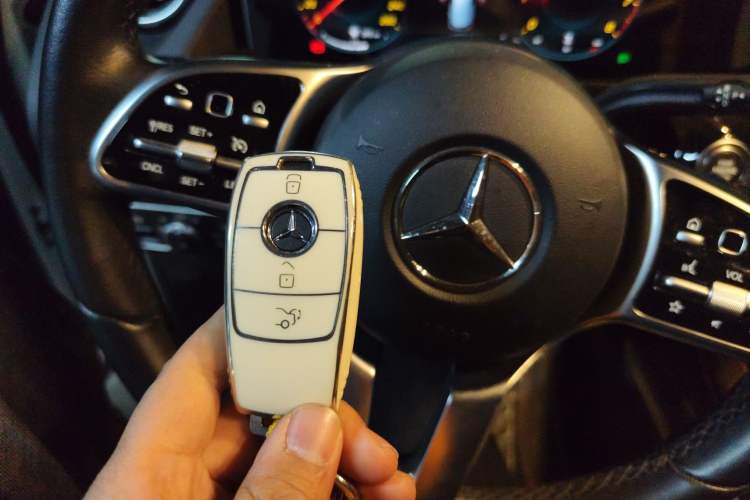 Used Mercedes-Benz B-Class 2020 B 200 Fashion Model Vehicle Key