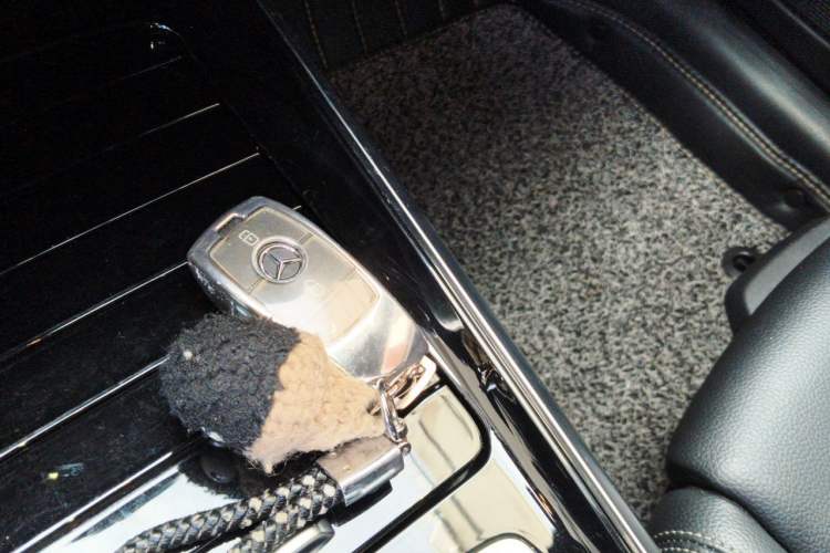 Used Mercedes-Benz B-Class 2020 B 200 Sport Edition Vehicle Key