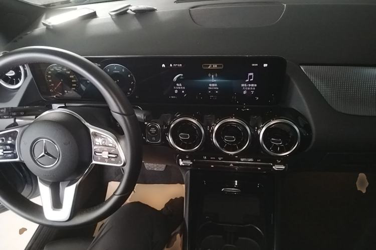 Used Mercedes-Benz B-Class 2021 B 200 Sport Edition Center Console
