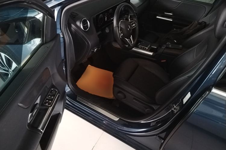 Used Mercedes-Benz B-Class 2021 B 200 Sport Edition Driver Seat