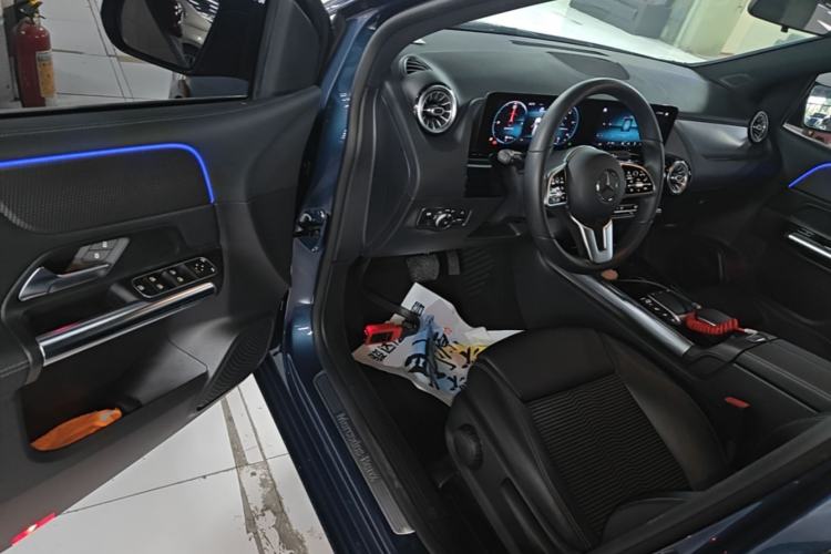 Used Mercedes-Benz B-Class 2021 B 200 Sport Edition Driver Seat