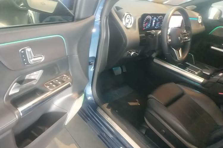 Used Mercedes-Benz B-Class 2021 B 200 Fashion Model Driver Seat