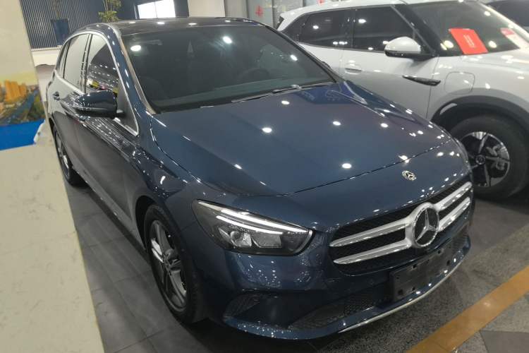 Used Mercedes-Benz B-Class 2021 B 200 Sport Edition Exterior 2