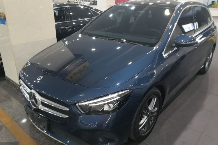 Used Mercedes-Benz B-Class 2021 B 200 Sport Edition Exterior 3