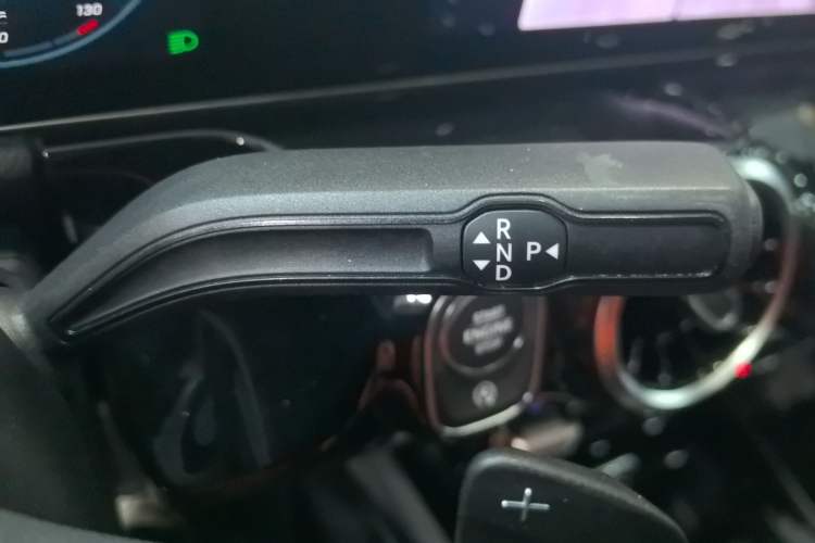 Used Mercedes-Benz B-Class 2021 B 200 Sport Edition Gear Lever