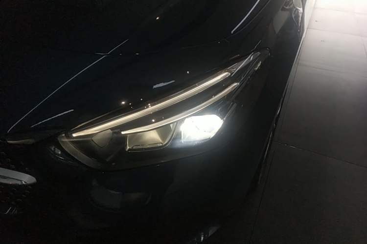 Used Mercedes-Benz B-Class 2021 B 200 Fashion Model Left Front Headlight