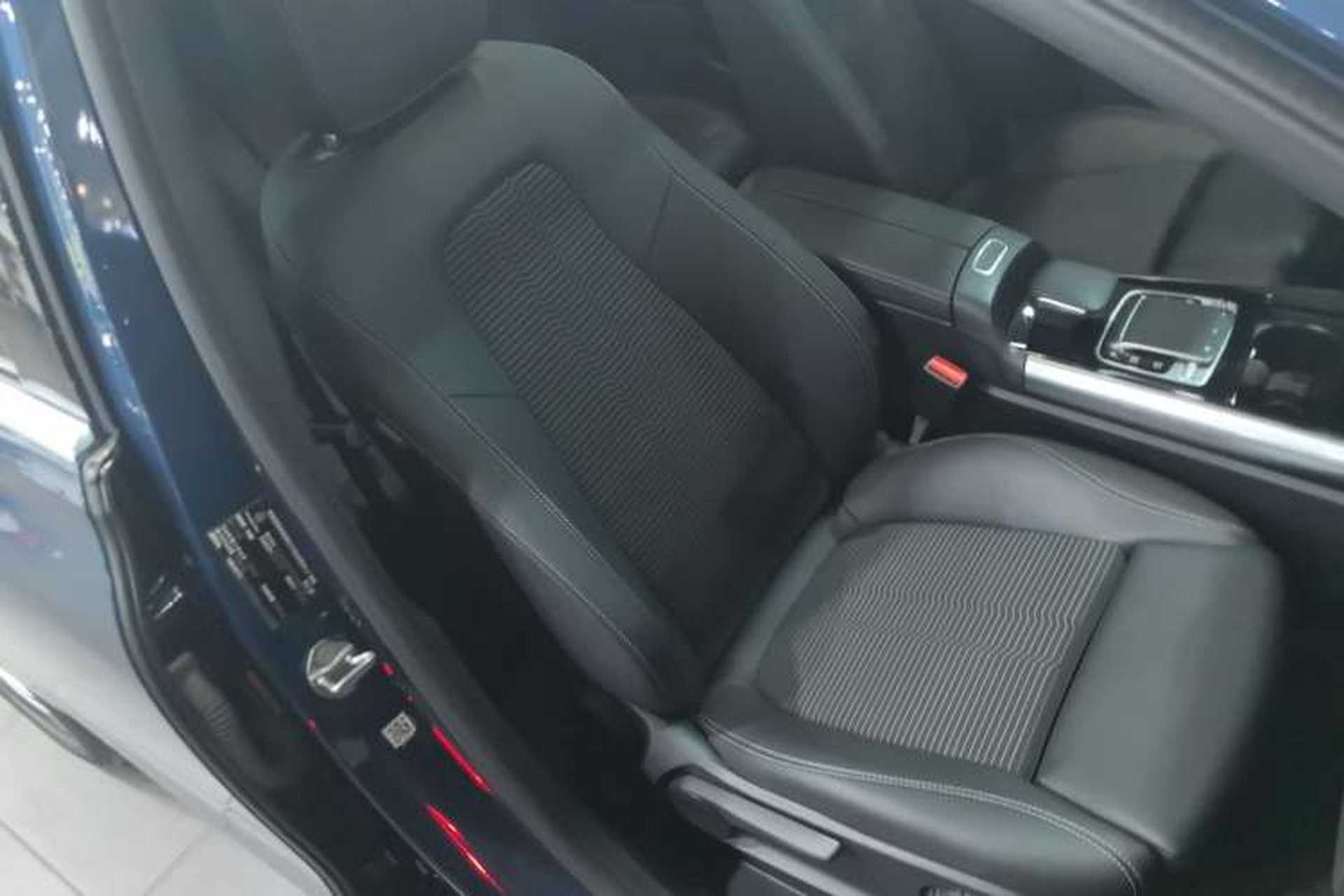 Used Mercedes-Benz B-Class 2021 B 200 Sport Edition Right Front Seat