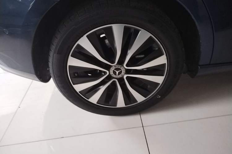 Used Mercedes-Benz B-Class 2021 B 200 Sport Edition Right Rear Wheel Hub