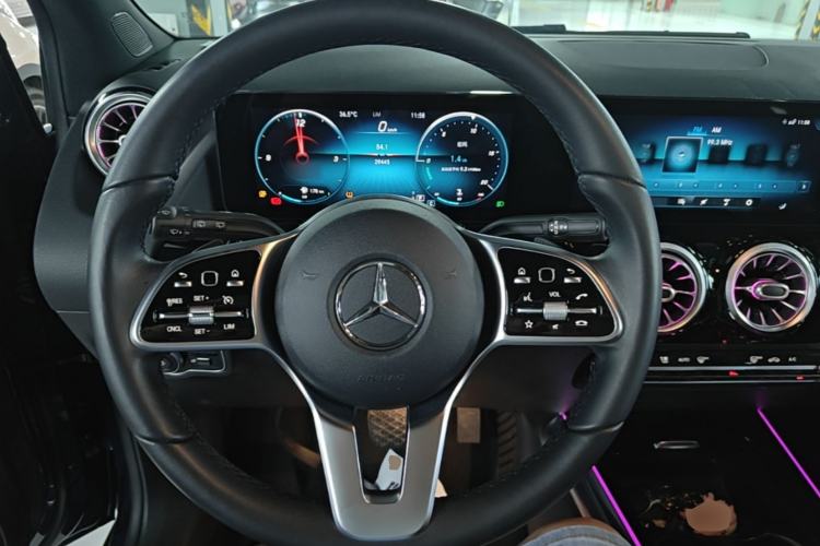 Used Mercedes-Benz B-Class 2021 B 200 Sport Edition Steering Wheel