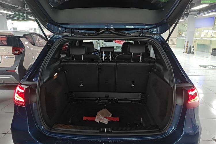Used Mercedes-Benz B-Class 2021 B 200 Sport Edition Trunk