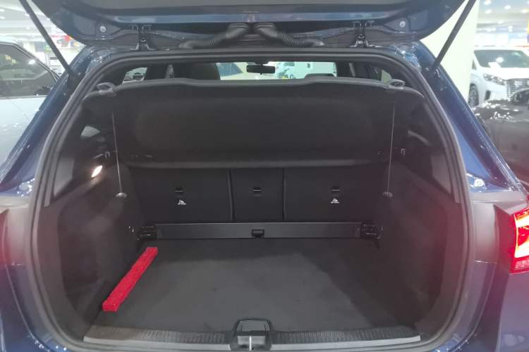 Used Mercedes-Benz B-Class 2021 B 200 Sport Edition Trunk