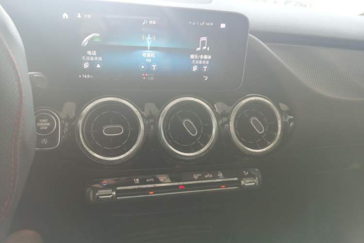Used Mercedes-Benz B-Class 2021 B 200 Sport Edition Audio And AC Panel