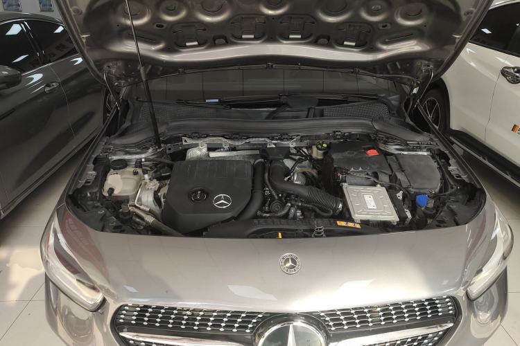 Used Mercedes-Benz B-Class 2021 B 180 Fashion Model Engine Bay