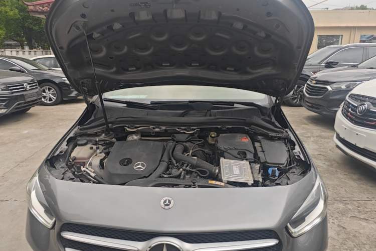 Used Mercedes-Benz B-Class 2021 B 180 Fashion Model Engine Bay
