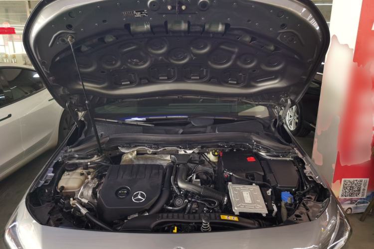 Used Mercedes-Benz B-Class 2021 B 200 Sport Edition Engine Bay