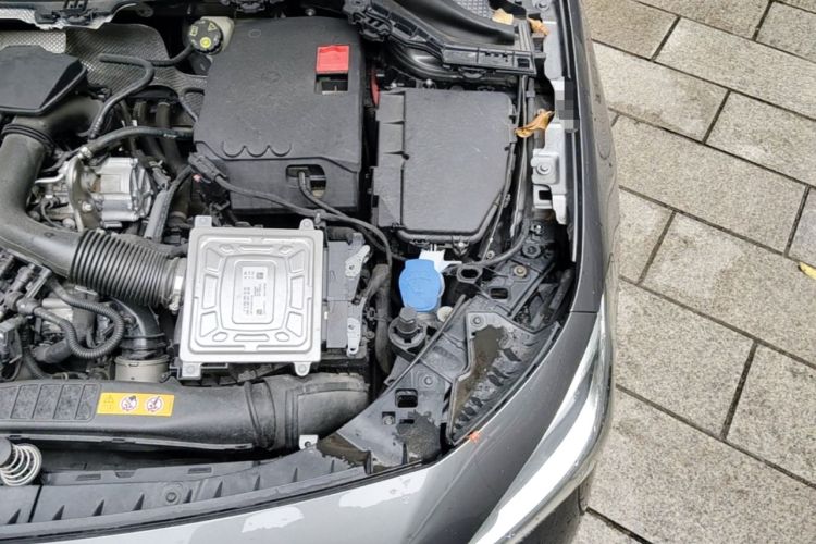 Used Mercedes-Benz B-Class 2021 B 180 Fashion Model Engine Bay Left