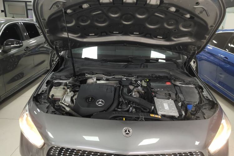 Used Mercedes-Benz B-Class 2021 B 180 Fashion Model Engine Bay