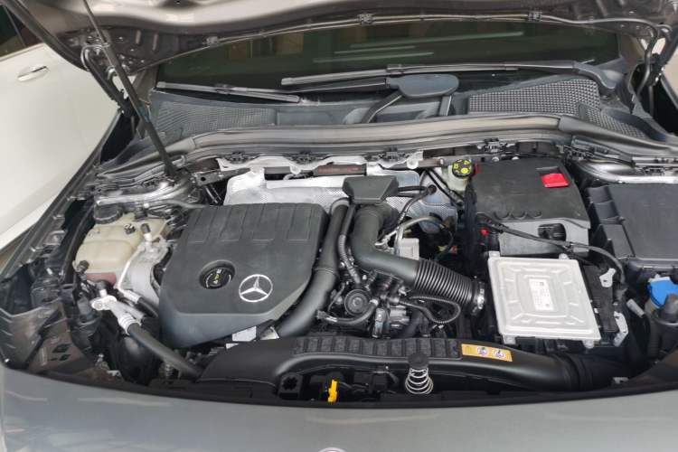 Used Mercedes-Benz B-Class 2021 B 200 Sport Edition Engine Bay