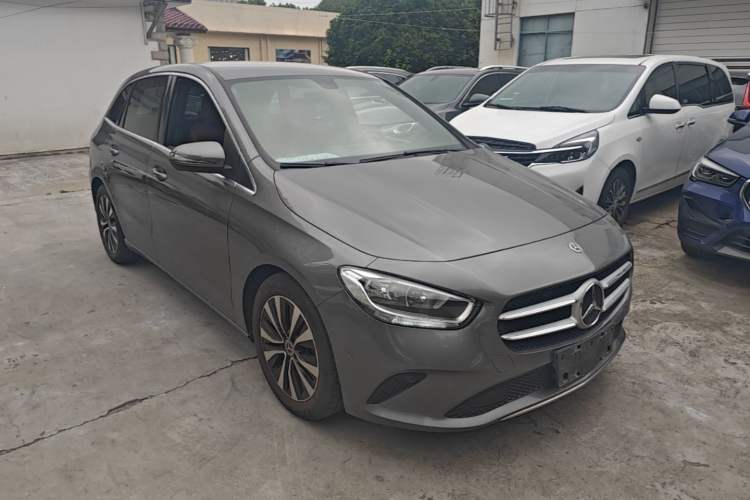 Used Mercedes-Benz B-Class 2021 B 180 Fashion Model Exterior 1