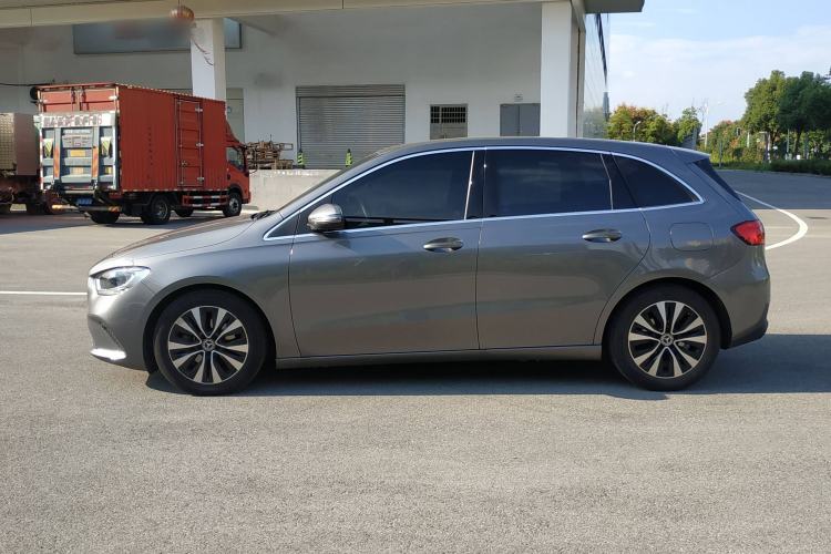 Used Mercedes-Benz B-Class 2021 B 180 Fashion Model Exterior 3