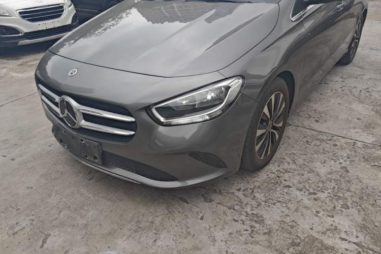 Used Mercedes-Benz B-Class 2021 B 180 Fashion Model Left Front Headlight