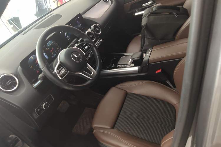 Used Mercedes-Benz B-Class 2021 B 180 Fashion Model Left Front Seat
