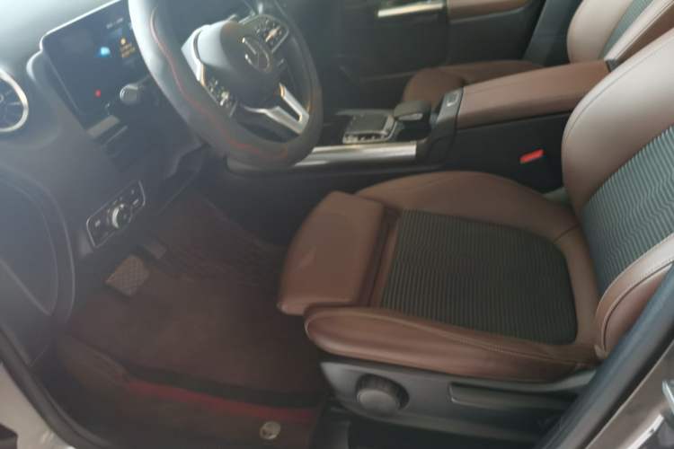 Used Mercedes-Benz B-Class 2021 B 200 Sport Edition Left Front Seat