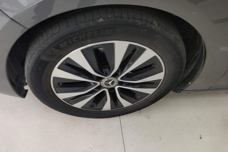 Used Mercedes-Benz B-Class 2021 B 180 Fashion Model Left Front Wheel Hub