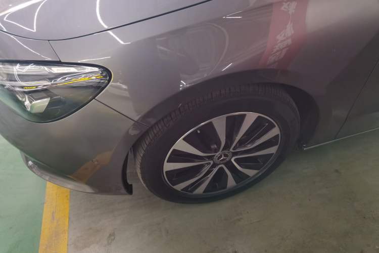 Used Mercedes-Benz B-Class 2021 B 200 Sport Edition Left Front Wheel Hub