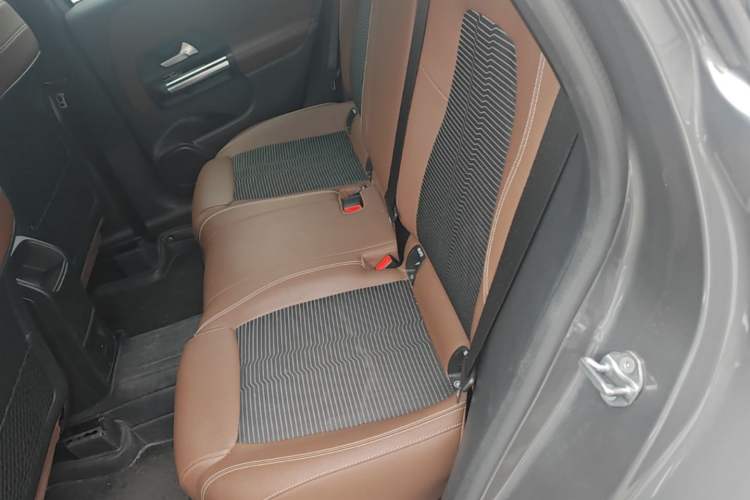 Used Mercedes-Benz B-Class 2021 B 180 Fashion Model Left Rear Seat