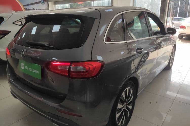 Used Mercedes-Benz B-Class 2021 B 180 Fashion Model Rear Right 45 Deg