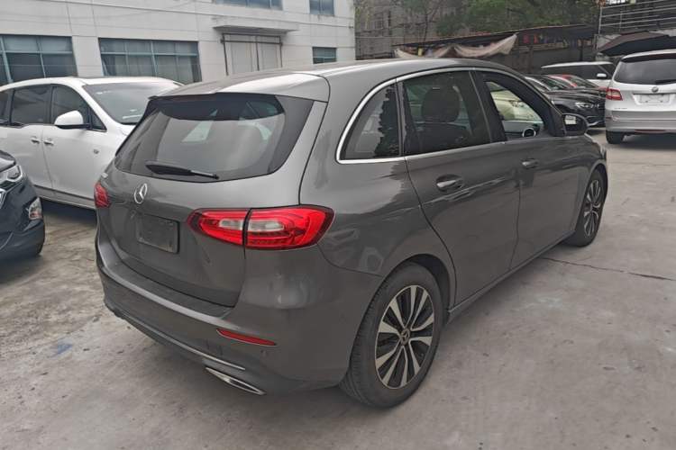 Used Mercedes-Benz B-Class 2021 B 180 Fashion Model Rear Right 45 Deg