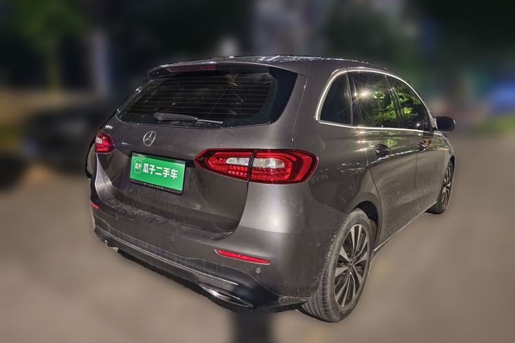 Used Mercedes-Benz B-Class 2021 B 180 Fashion Model Rear Right 45 Deg