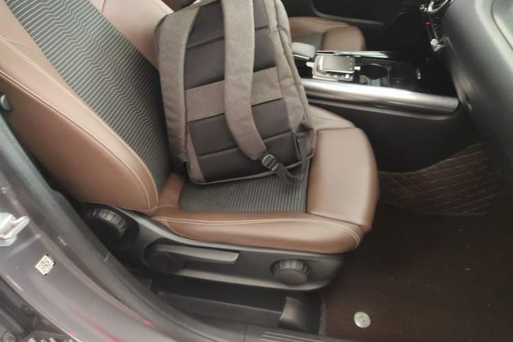 Used Mercedes-Benz B-Class 2021 B 180 Fashion Model Right Front Seat