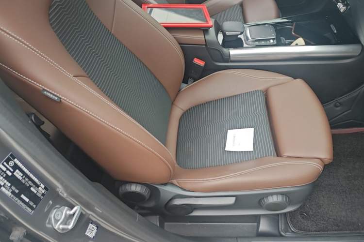 Used Mercedes-Benz B-Class 2021 B 180 Fashion Model Right Front Seat