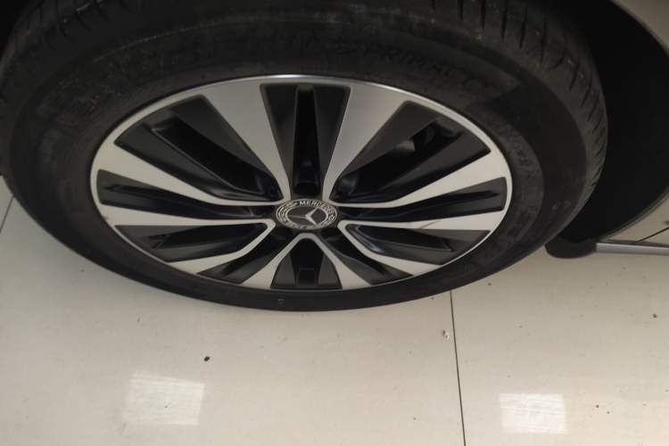 Used Mercedes-Benz B-Class 2021 B 180 Fashion Model Right Rear Wheel Hub