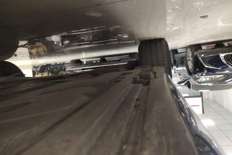 Used Mercedes-Benz B-Class 2021 B 180 Fashion Model Right Side Sill