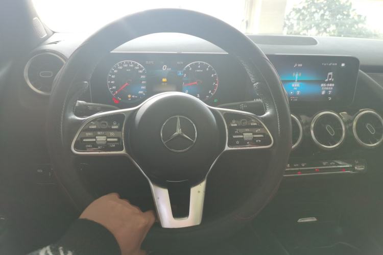 Used Mercedes-Benz B-Class 2021 B 200 Sport Edition Steering Wheel