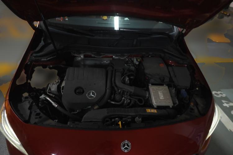 Used Mercedes-Benz B-Class 2021 B 200 Fashion Model Engine Bay